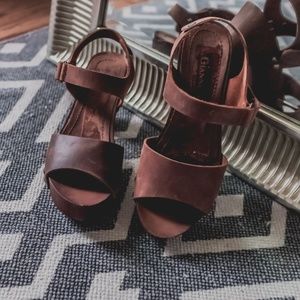 Brown Open Toe Clogs